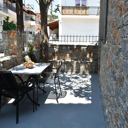 Apartament Unique Traditional Stone House *