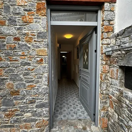 Unique Traditional Stone House Città di Skiathos
