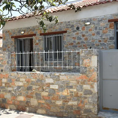 Lejlighed Unique Traditional Stone House