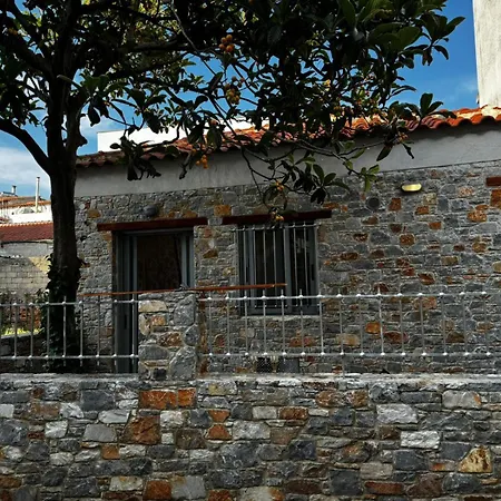 Lejlighed Unique Traditional Stone House *
